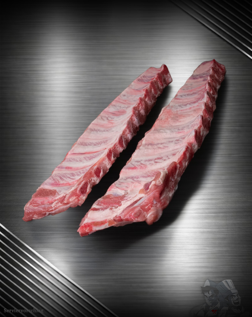 Spareribs vom regionalen Duroc-Schwein -aus-Deutschland Roh geschnittene Spareribs vom regionalen Duroc-Schwein mit sichtbarer Marmorierung und gleichmäßiger Fleischauflage.