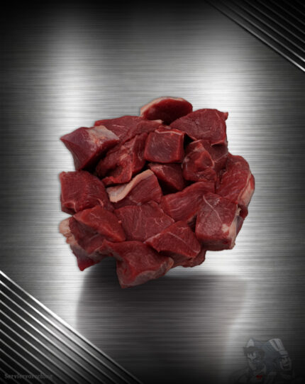 Rindergulasch aus Pommern roh, gewürfelt edel Angerichtet