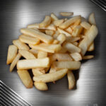 Steakhouse Pommes dick geschnitten, goldbraun und knusprig