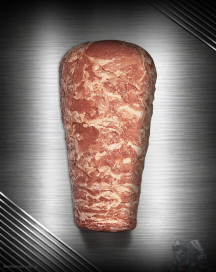 Handgeschichteter Yaprak Döner aus Kalbfleisch im Berliner Stil, blattdünn geschichtet