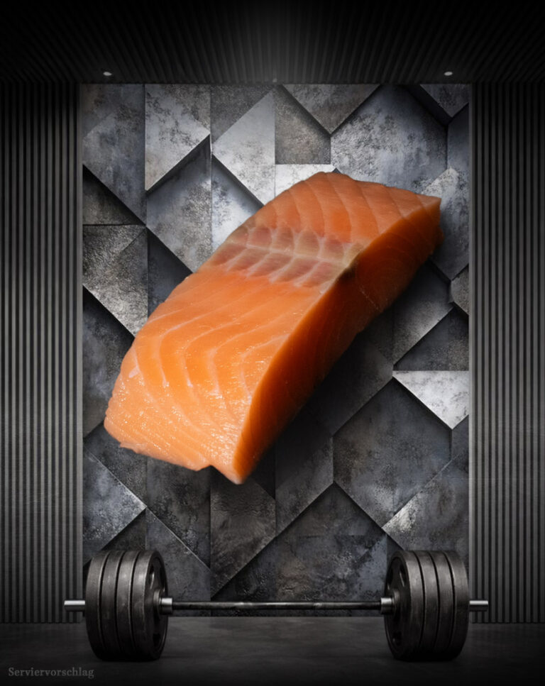 Athleten Lachsfiletsteak natur aus Norwegen, roh und tiefgefroren, gleichmäßig geschnittenes Lachsfiletsteak